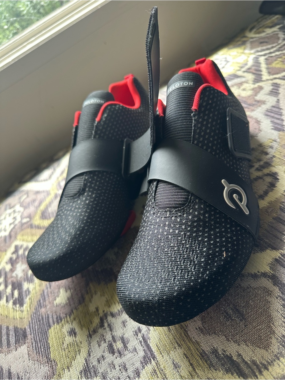 Peloton Men’s Cycling Shoes Size 10.5 NEW Never Worn